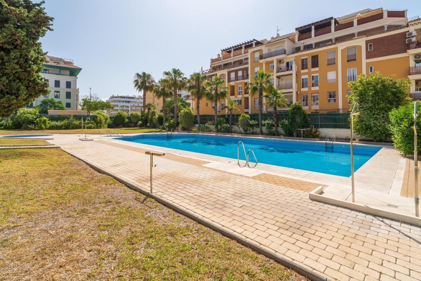 Apartamento Azucarera Torre Del Mar Exterior photo